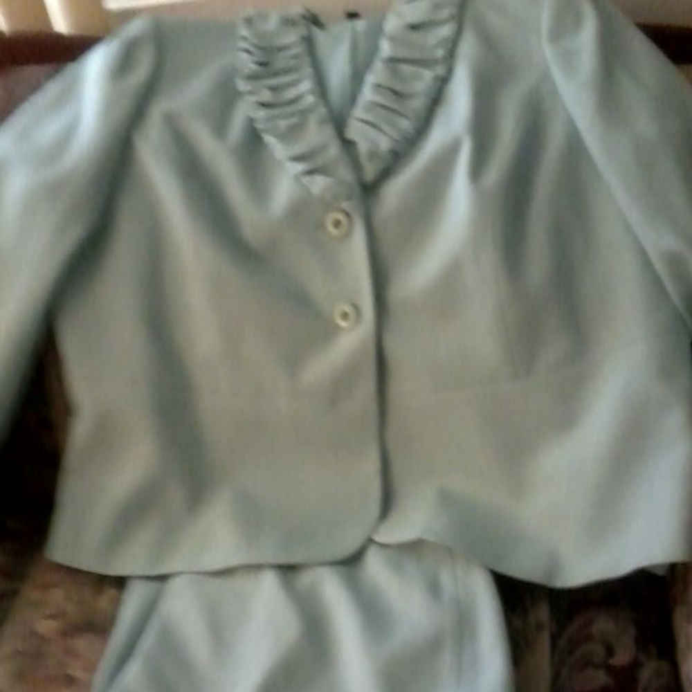 2 piece suit worn once